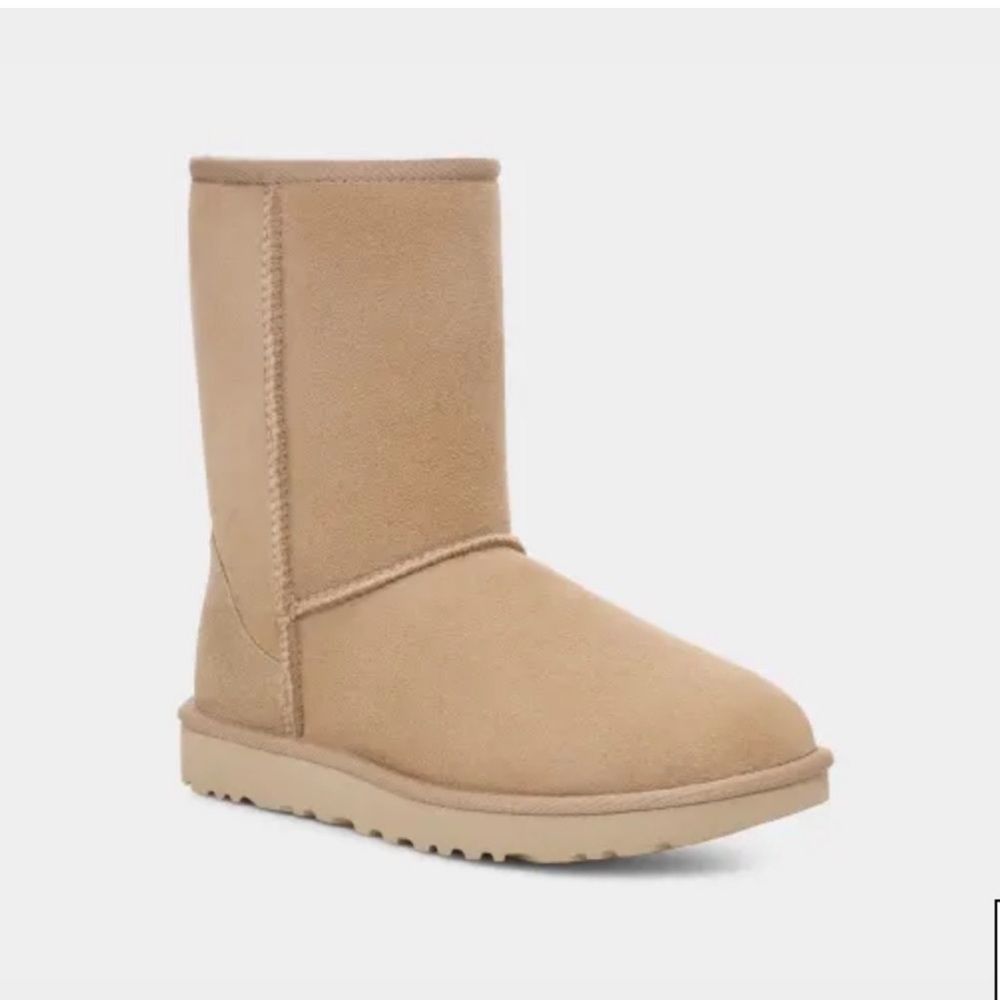 Kids, sand, classic Ugg boot